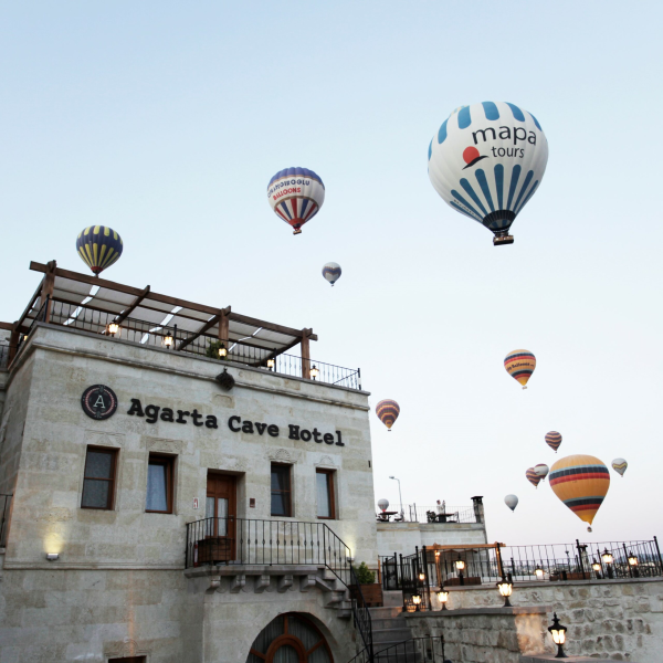 agarta-cave-hotel-cappadocia-baloon-view